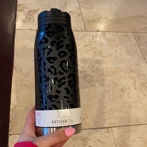 Hydrapeak artisan collection black cheetah 32 oz